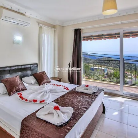Villa Stunning 4-bedroom In Ka With Private Pool And Breathtaking Ocean Views