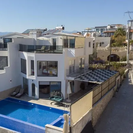 别墅 Stunning 4-bedroom In Ka With Private Pool And Breathtaking Ocean Views *