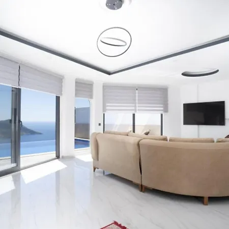 Stunning 4-bedroom In Ka With Private Pool And Breathtaking Ocean Views Vilă Kalkan